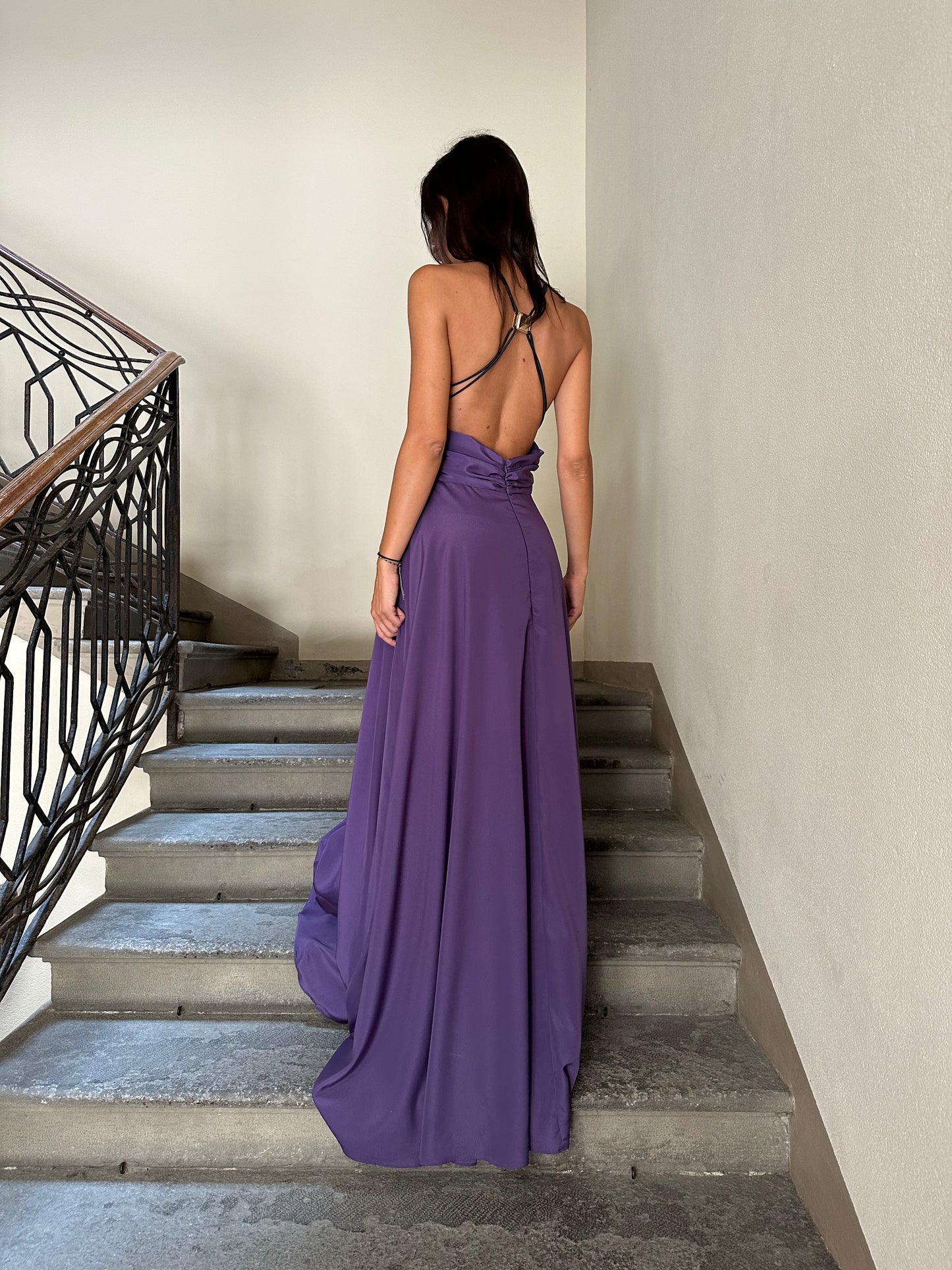 Long dress with cross closure - purple